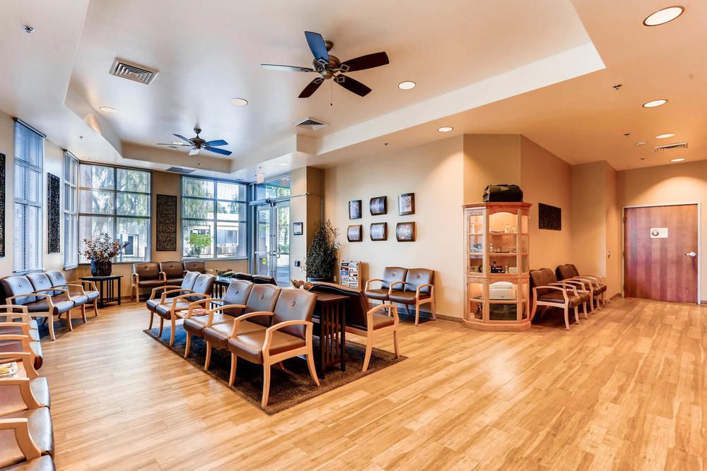 Ideal Owner-User Medical Office Condo for Sale with Income through 2021: 13634 N 93rd Ave, Peoria, AZ 85381